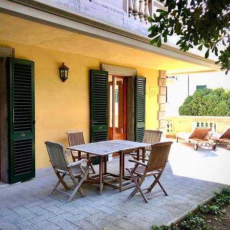 Appartamenti Fronte Mare Castiglioncello Szoba fotó